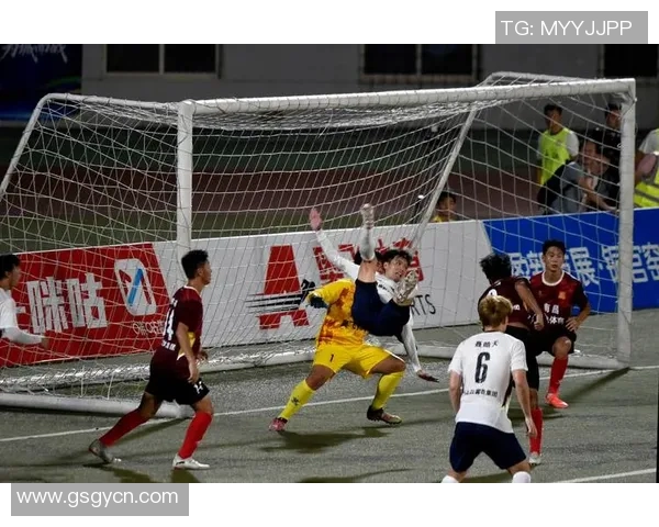 足球第一人:他如何改变了世界对这项运动的看法与热爱